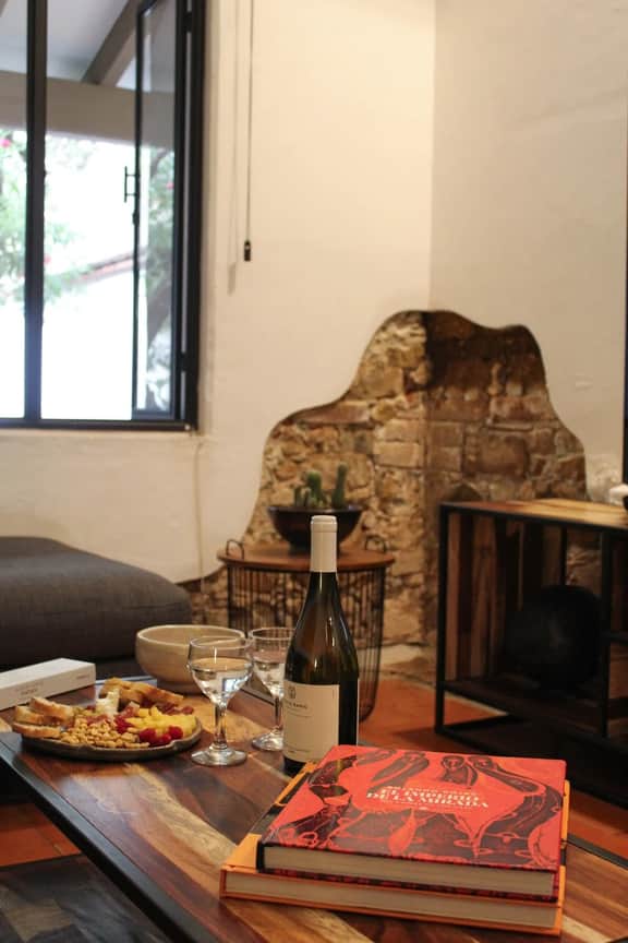 Luxury 5-Suite Art House, 2 Blocks from Santo Domingo - Image 3