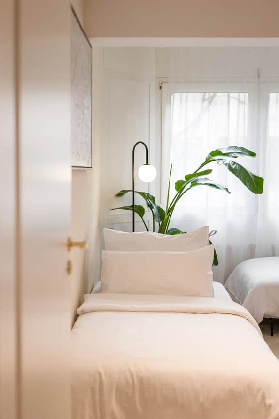 Valemi Premium - 5 BR for 16, Free Parking - Image 3