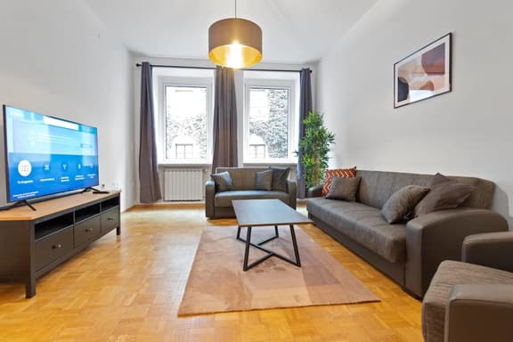 Flatista Old Town - 160 sqm Altstadt Flat - Image 1